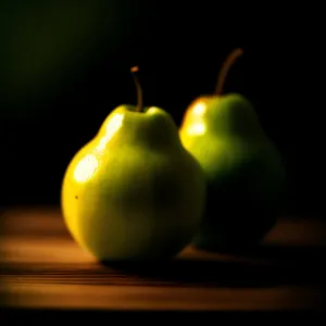 Fresh and Juicy Golden Delicious Apple