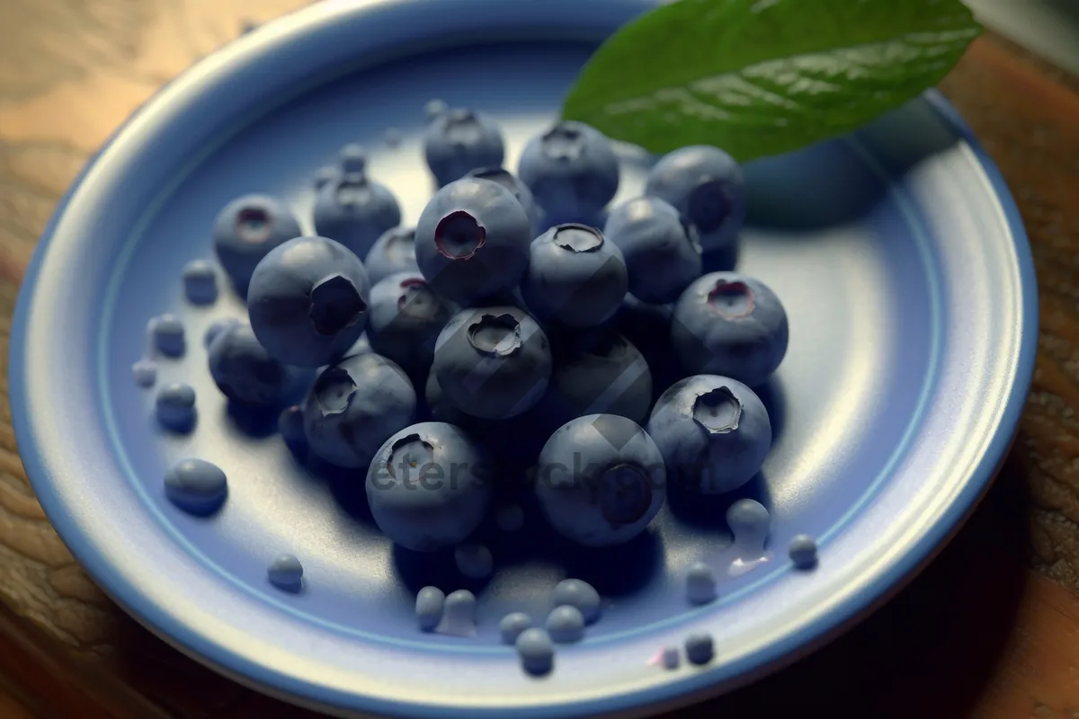 Picture of Healthy Fruit Yogurt with Fresh Berries