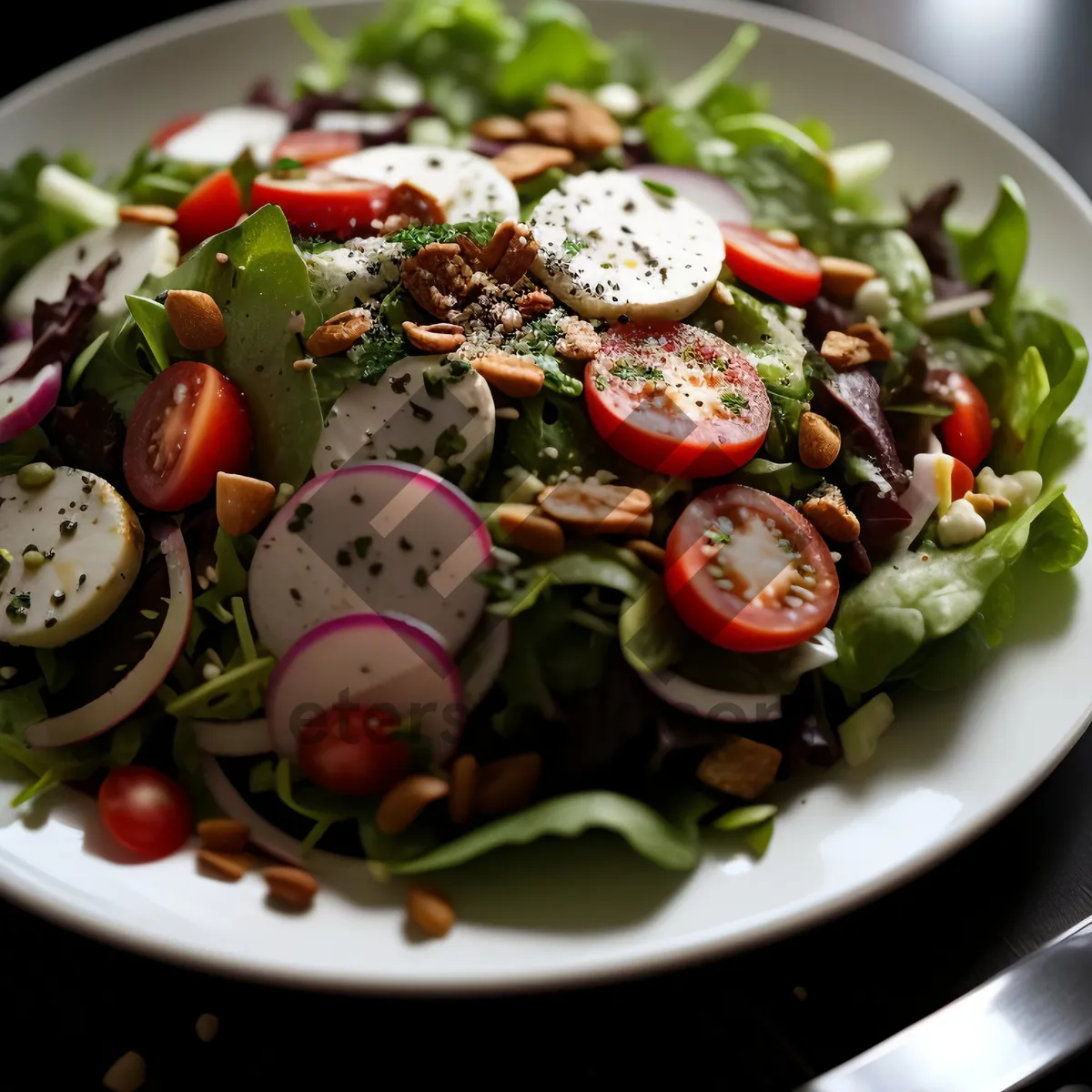 Picture of Fresh Gourmet Salad with Grilled Meat and Cheese