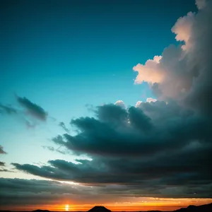 Golden Sunset over Ocean Horizon