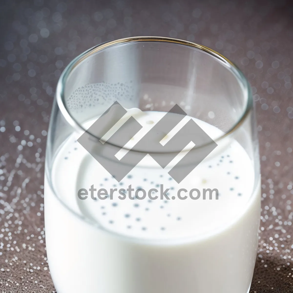 Picture of Strainer-filtered milk in a cup