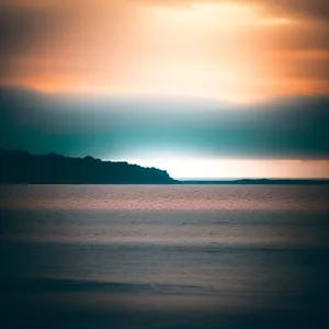Majestic Sunset Over the Ocean