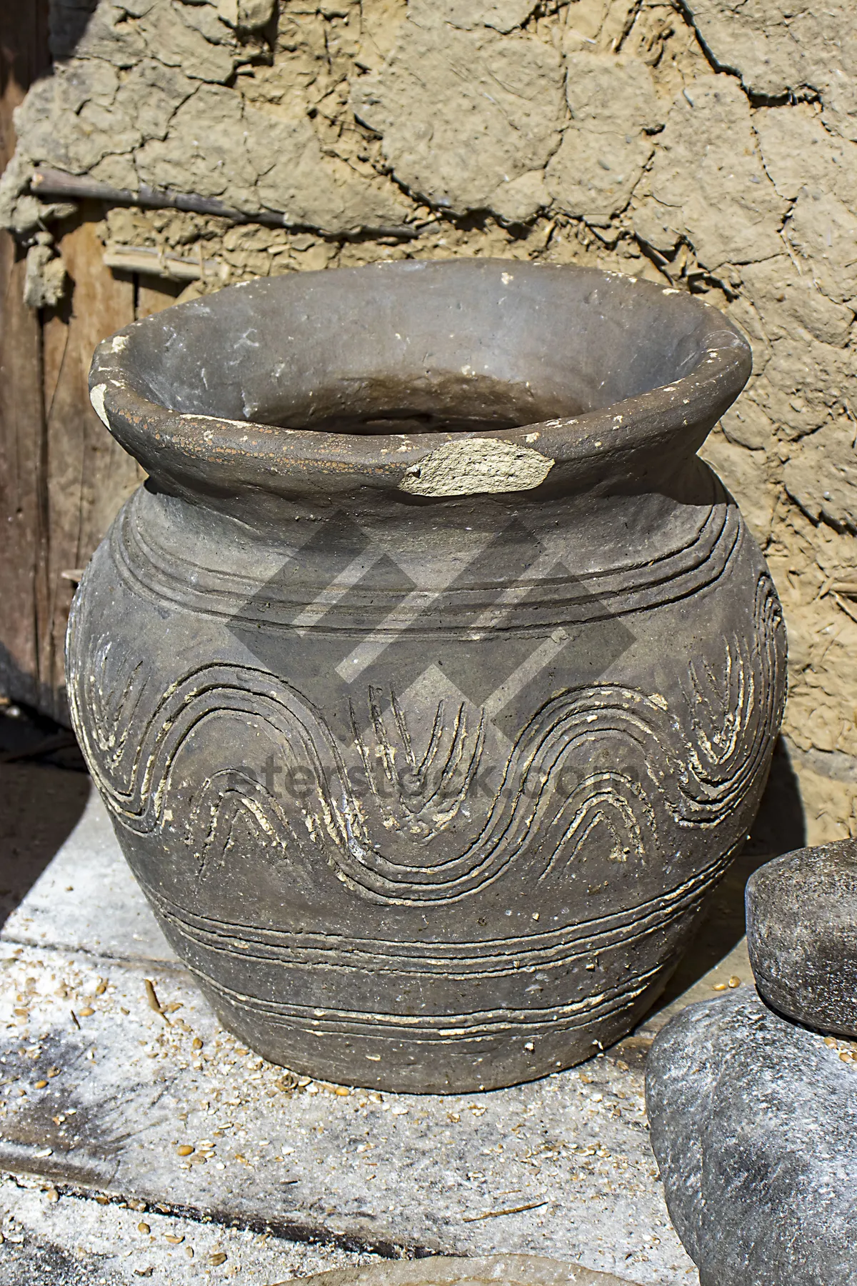 Picture of Traditional ceramic tea cup and pot vessel.