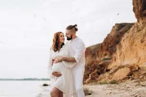 Happy couple on a summer beach vacation