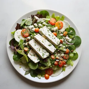Delicious grilled vegetable salad with kidney beans