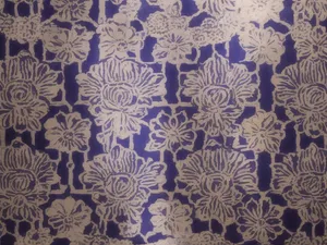 Vintage Floral Pattern Wallpaper Design.