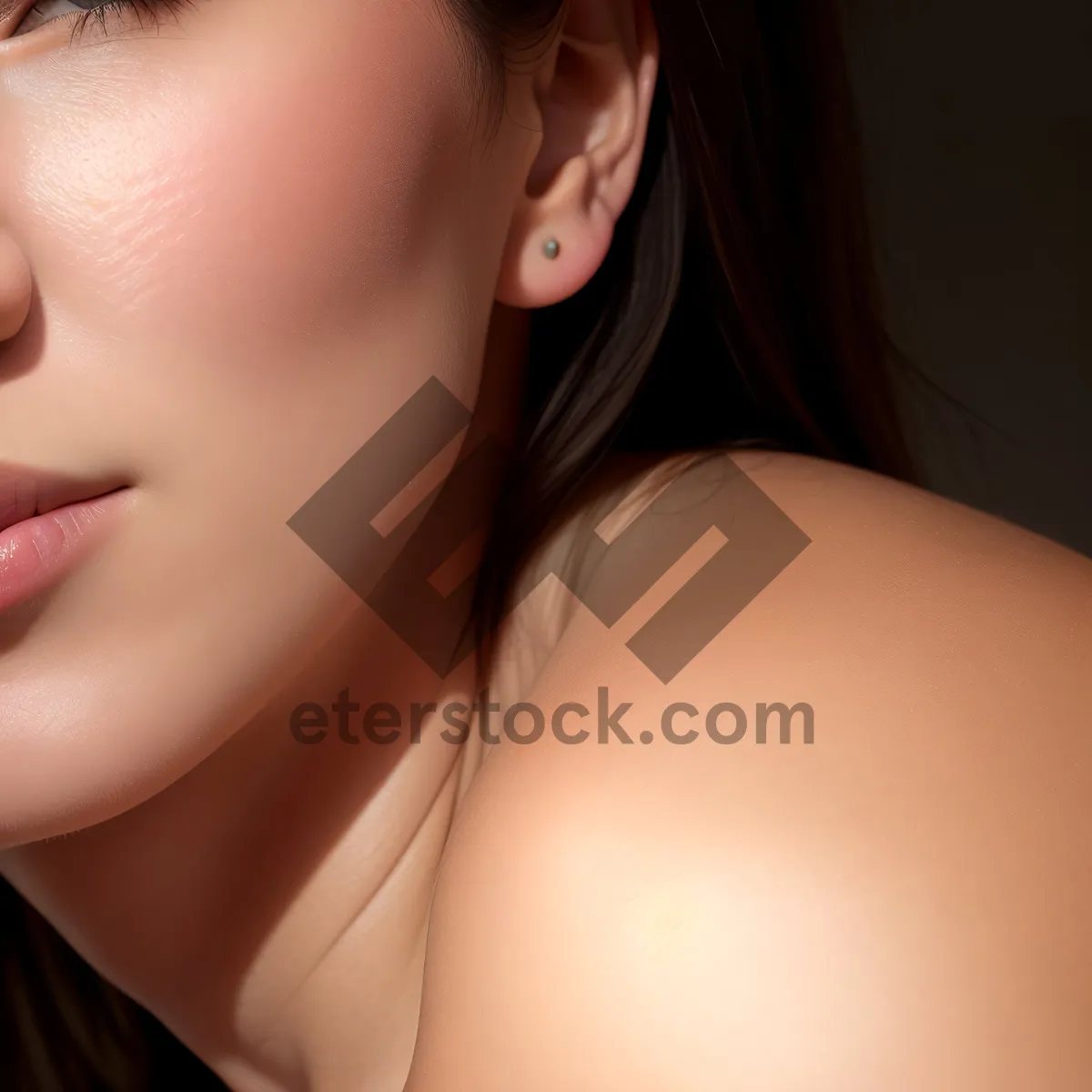 Picture of Gorgeous Brunette Model with Attractive Shoulder Pose