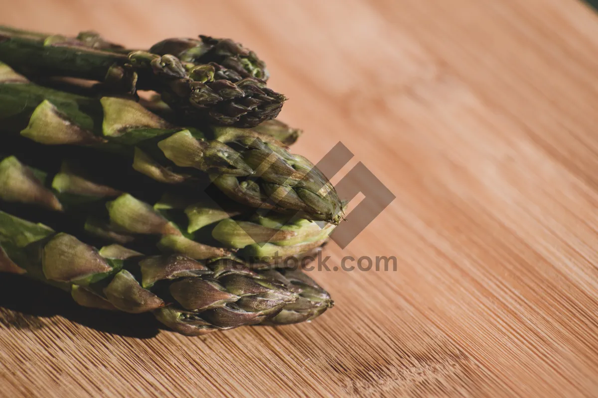 Picture of Delicious asparagus salad with meat and fresh vegetables