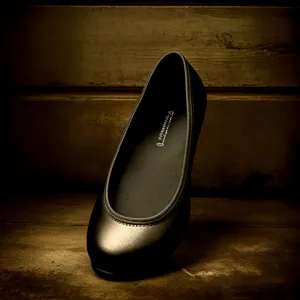Black Leather Loafer Shoe Pair - Fashionable Iron Mouse Covering