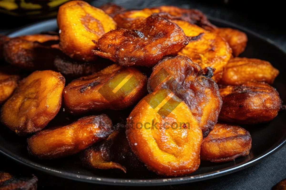 Picture of Delicious grilled chicken with roasted vegetables and bread