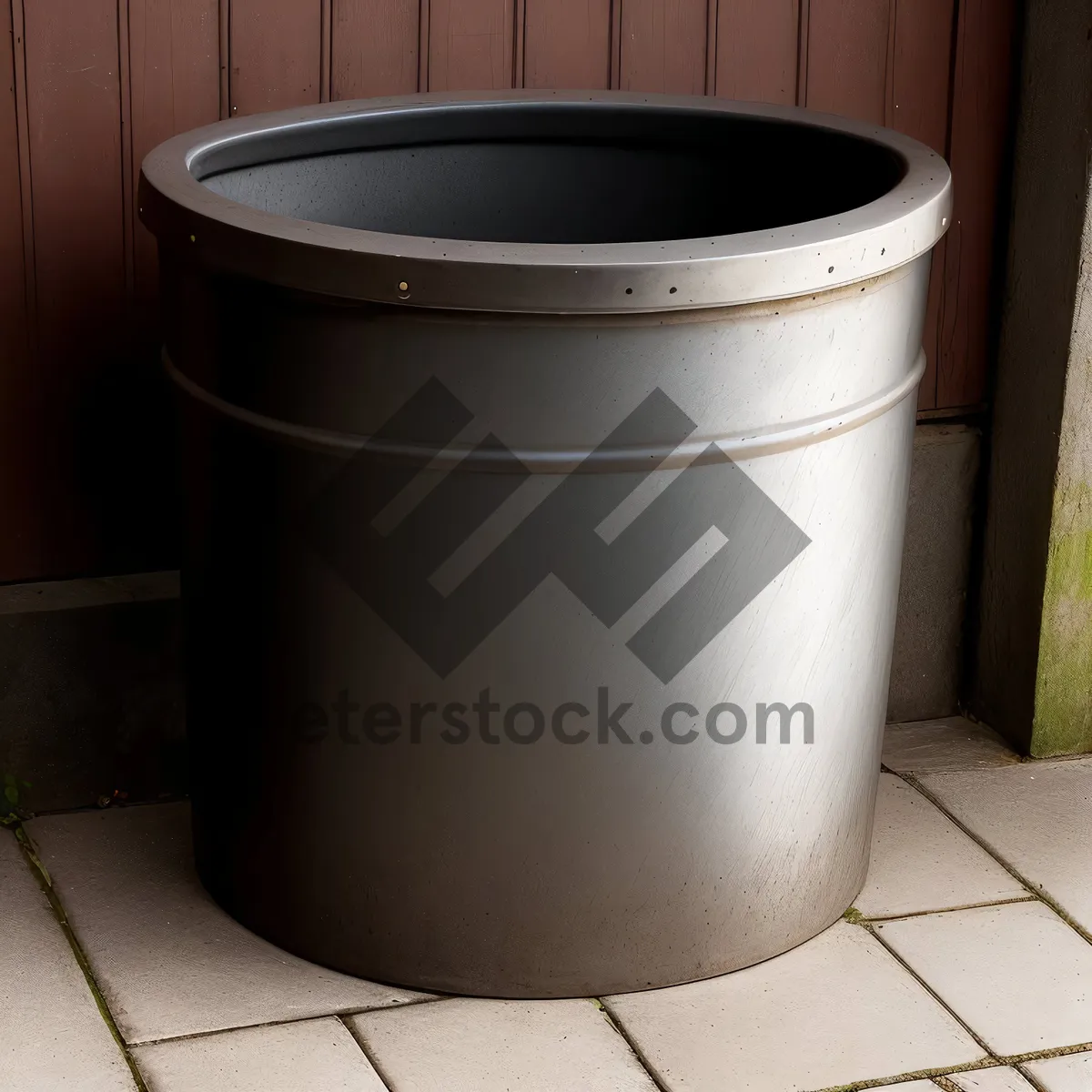 Picture of Water Storage Bin: A Rain Barrel Reservoir