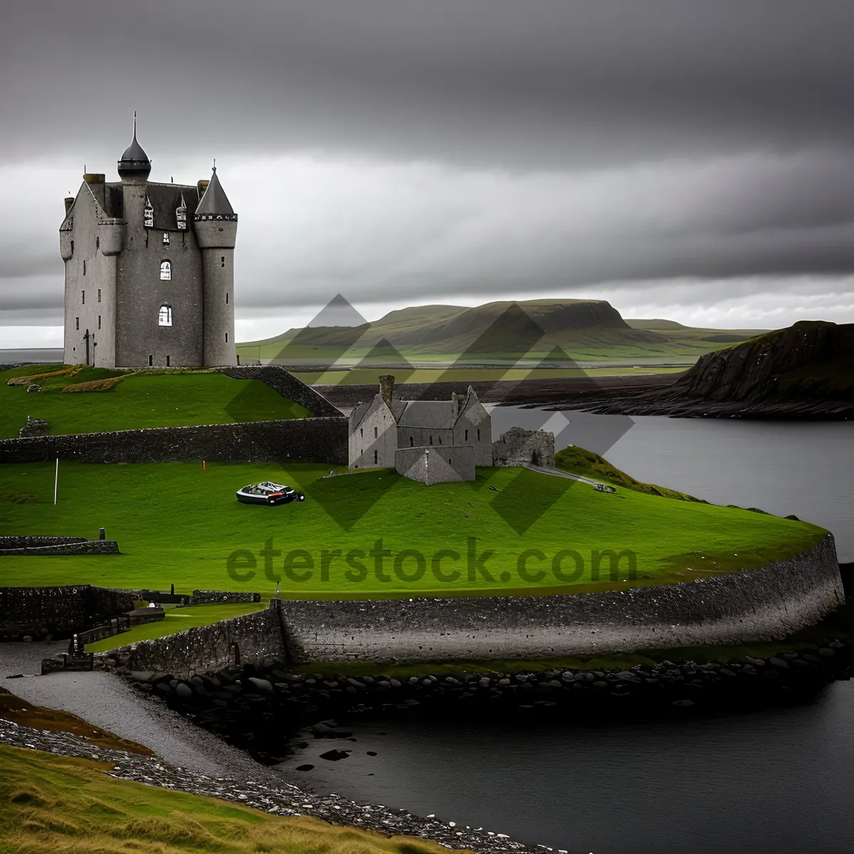 Picture of Submersible Palace overlooking Historic Fortress and Lake