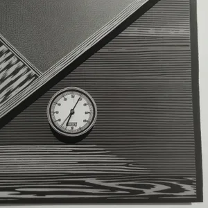 Vintage Business Timepiece - Analog Clock with Alarm