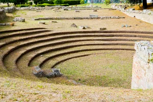 Travel through the beautiful landscape maze.