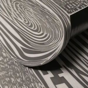 Captivating Artistic Flow - Graphic Fractal Motion Wallpaper
