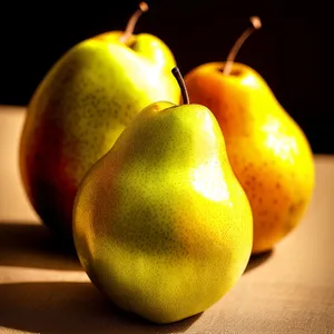 Ripe, Juicy Pear - A Sweet Citrus Delight