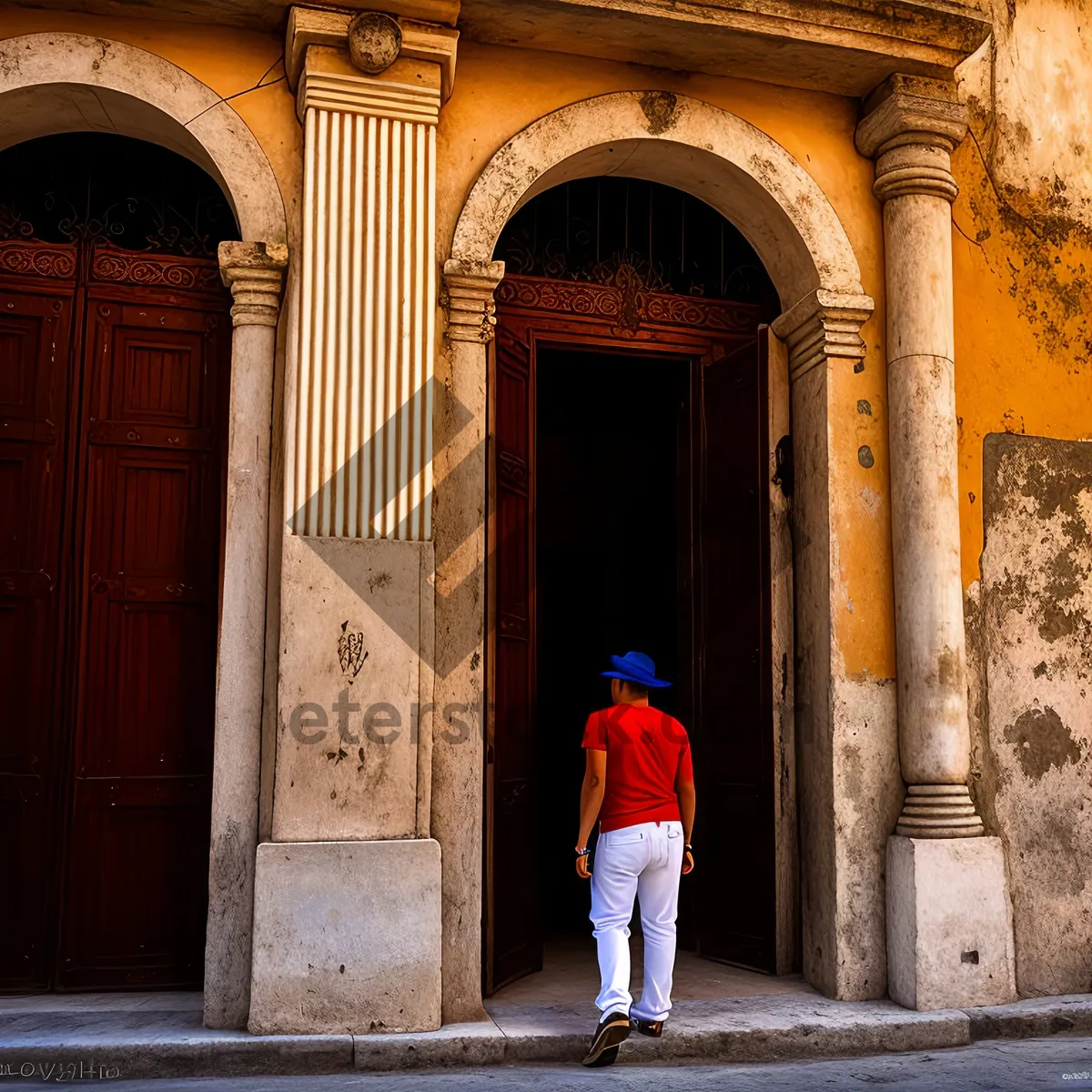 Picture of Stunning Medieval Cathedral Entrance: A Historic Architectural Masterpiece