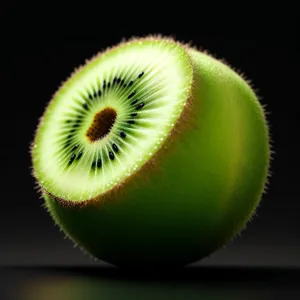 Juicy Kiwi Slices: Fresh and Healthy Fruit Delight