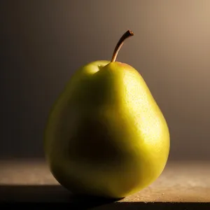 Refreshing Citrus Medley: Lemon, Pear, Apple