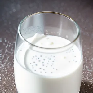 Strainer-filtered milk in a cup