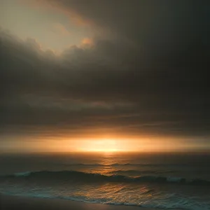 Golden Beach Horizon: Mesmerizing Sunset Over the Ocean