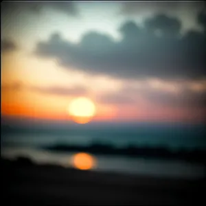Serene Sunset over Ocean Horizon