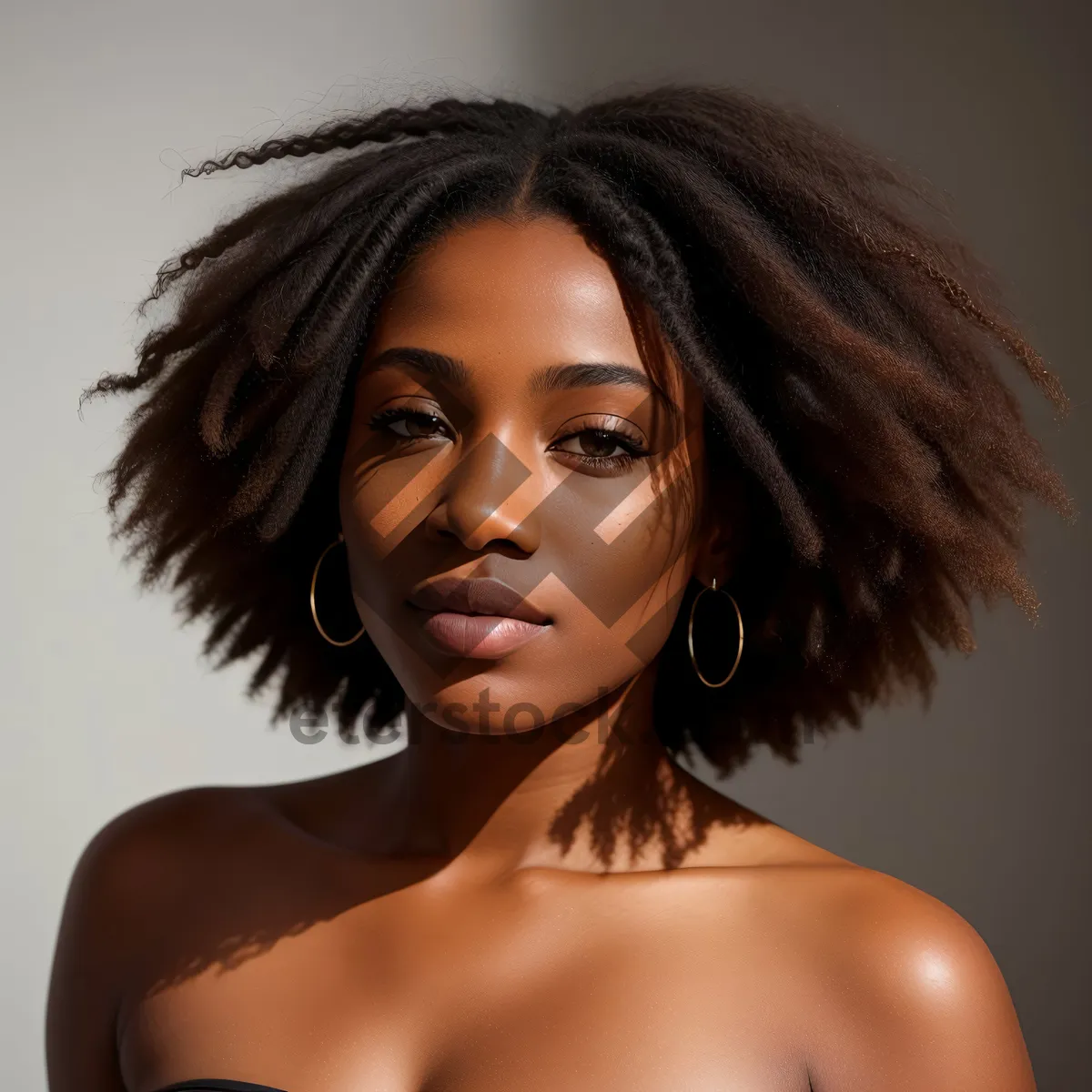 Picture of Stunning Afro-Beauty Stuns with Sensual Elegance