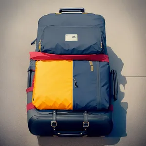 Versatile Travel Bag in Modern Design