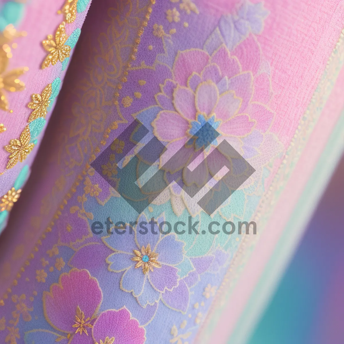 Picture of Cotton Handkerchief Box with Decorative Pattern