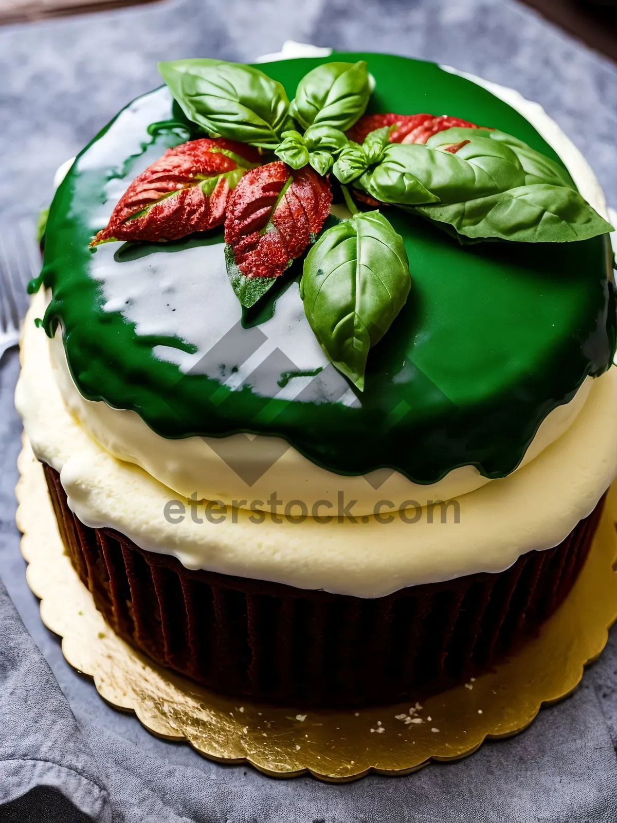 Picture of Delicious Gourmet Cake with Key Lime Pastry