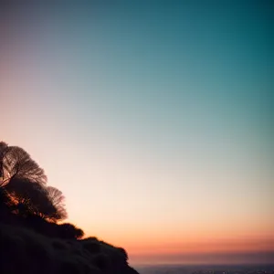 Vibrant Coastal Sunset Over the Ocean