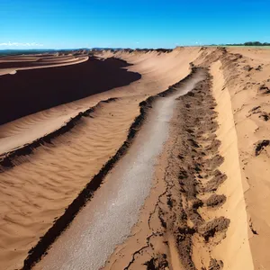 Majestic Sandy Beach with Ocean Waves