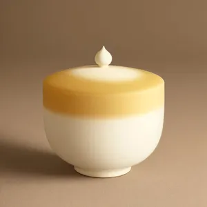 Relaxing Spa Candle with Soothing Aromatherapy Flame