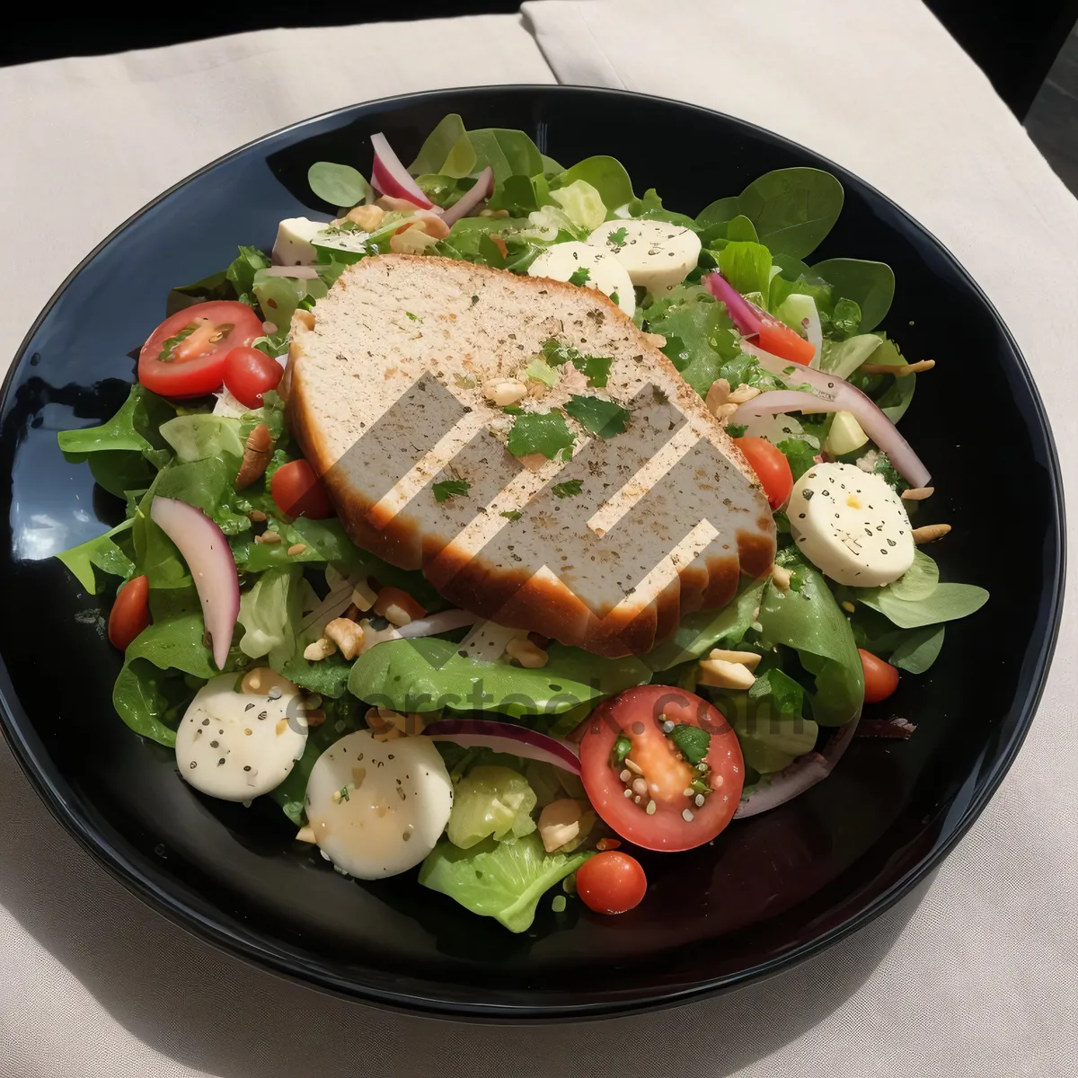 Picture of Delicious Chicken Salad with Fresh Vegetables
