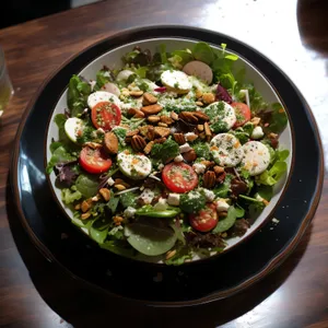 Nutritious vegetable salad with grilled meat