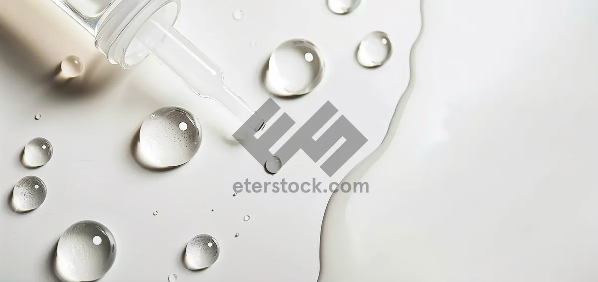 Picture of Raindrop design with water bubbles knob.