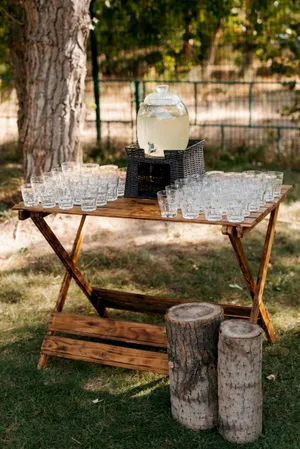 Wooden bird feeder machine device